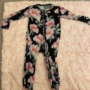 Posh Peanut footie size 18-24